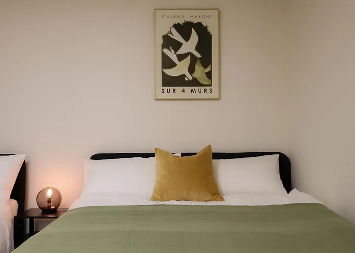 Bluebird Nest,서울 중심가,내집처럼 지내는 감성가득 3룸 아파트,무료주차,지하철6분,종로,인사동,청계천,명동 Seoul