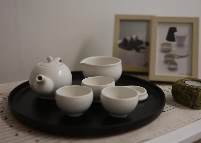 Apartment Bluebird Nest,서울 중심가,내집처럼 지내는 감성가득 3룸 아파트,무료주차,지하철6분,종로,인사동,청계천,명동 *