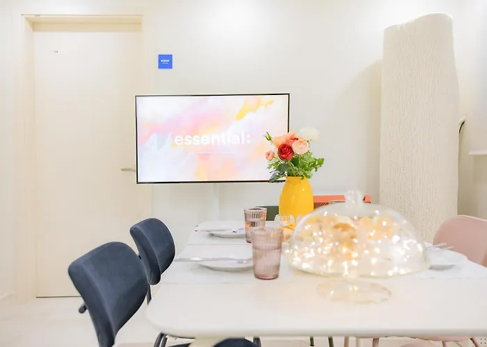Apartment Bluebird Nest,서울 중심가,내집처럼 지내는 감성가득 3룸 아파트,무료주차,지하철6분,종로,인사동,청계천,명동 *